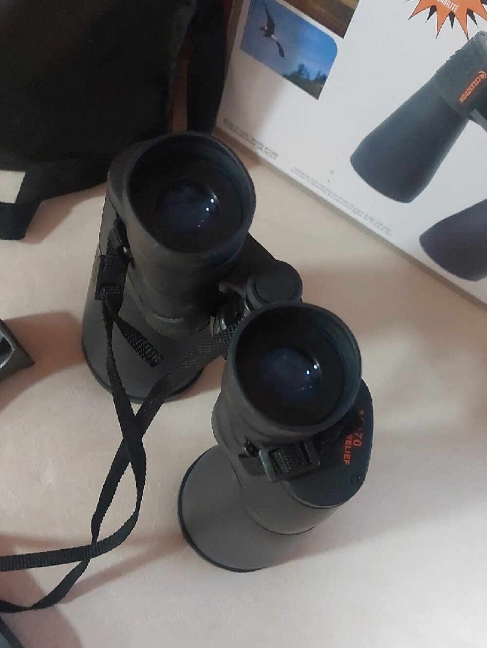 SkyMaster 15x70 Binoculars — Black - Picture 8 of 9